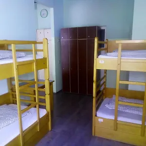  Hostel Treestyle