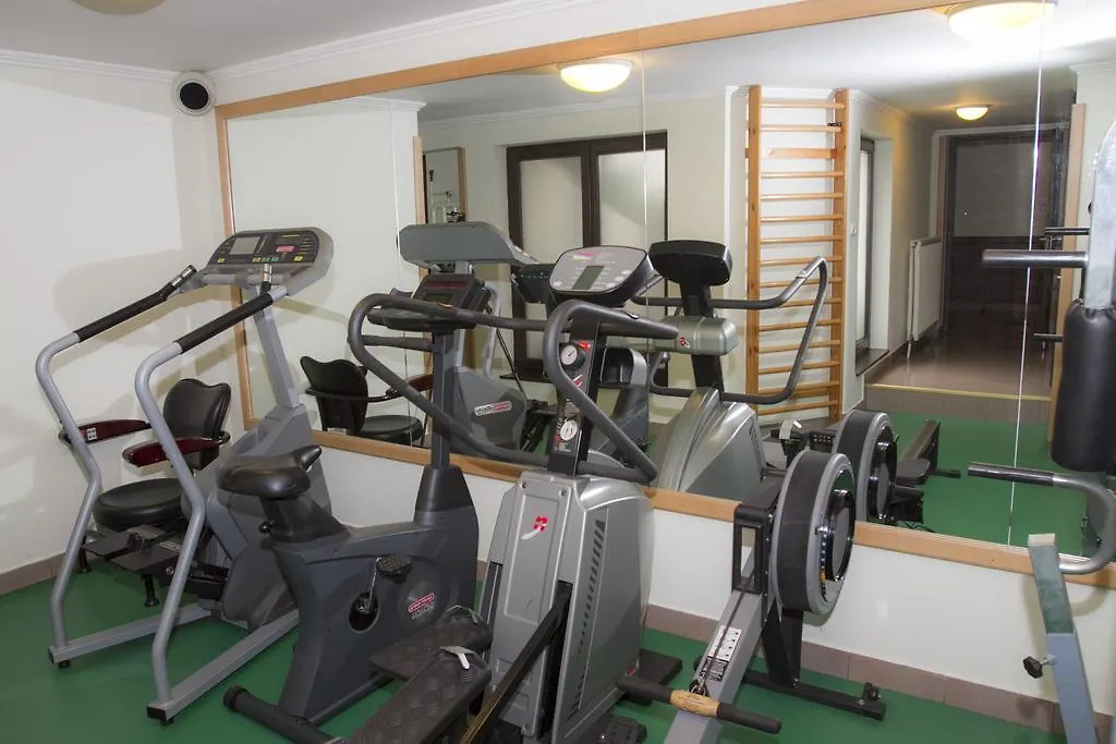 ***  Hotel Molnar Budapest Hungary
