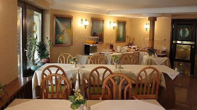 בודפשט Hotel Molnar 3*,  הונגריה